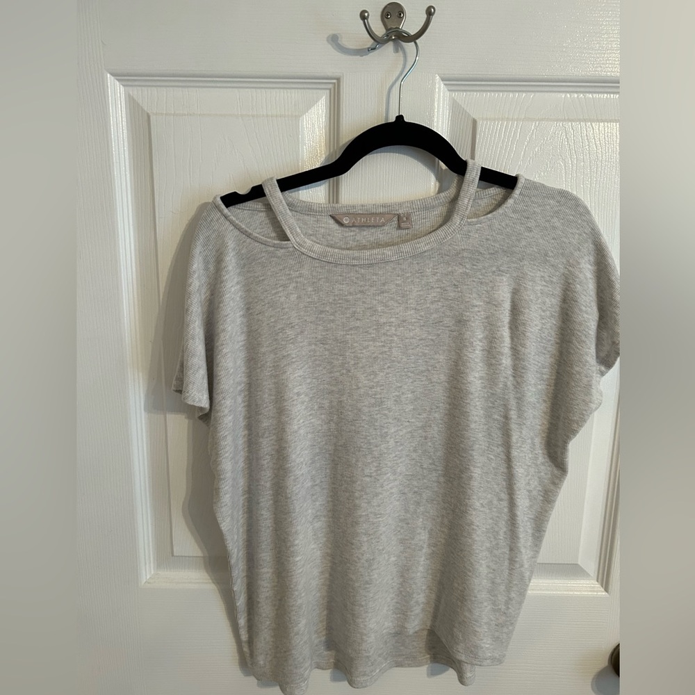 Athleta cloud light cold shoulder shirt